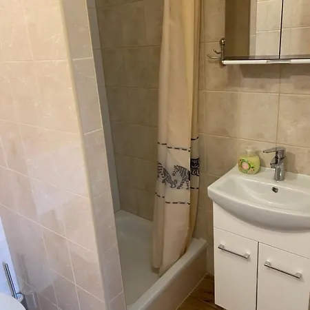 Aparthotel Kraje *