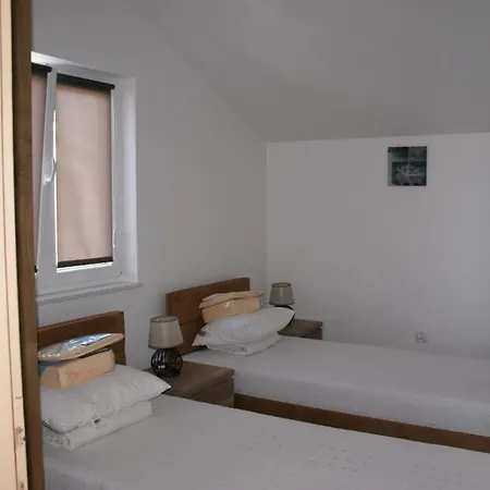 Aparthotel Kraje *